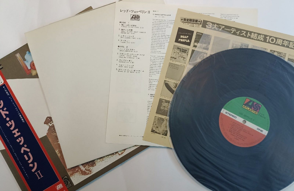 Винтажная виниловая пластинка Led Zeppelin Led Zeppelin II (poster) (Japan 1979)