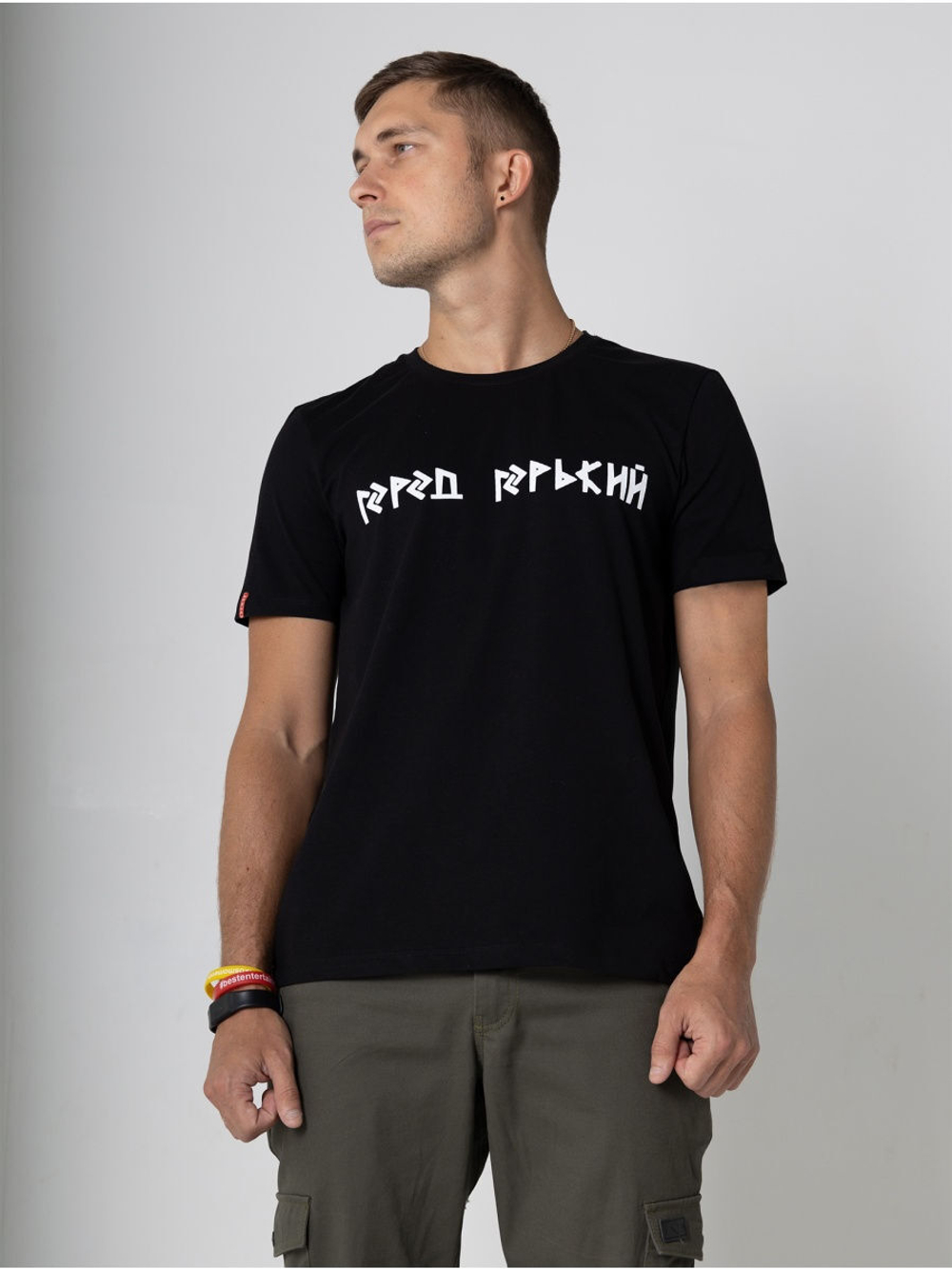 Футболка черная Город Горький