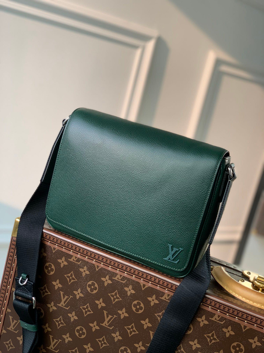 Louis Vuitton District PM Messenger Bag