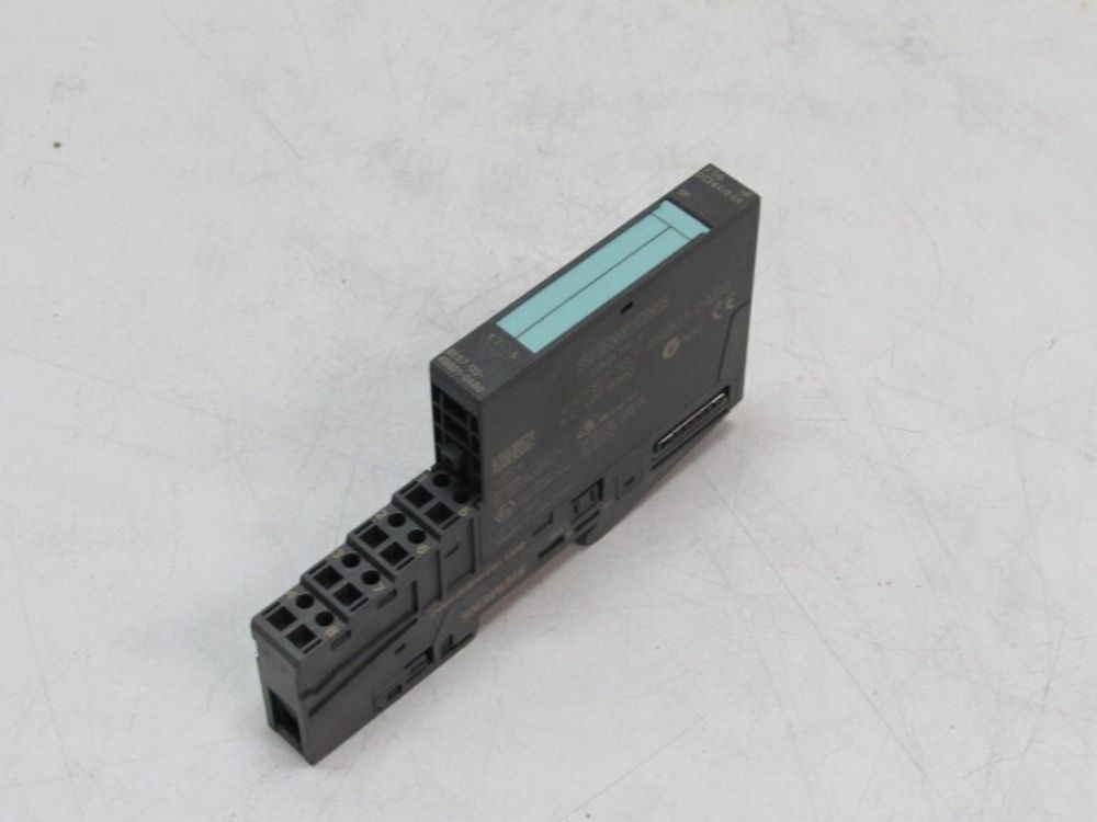 SIEMENS 6ES7 132-4BB01-0AB0