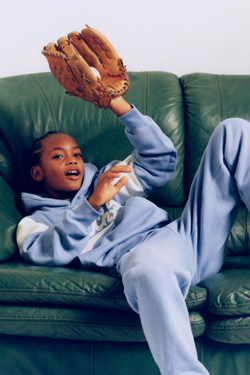 ZARA ХУДИ ДЛЯ С ВЫШИВКОЙ, ГОЛУБОЙ