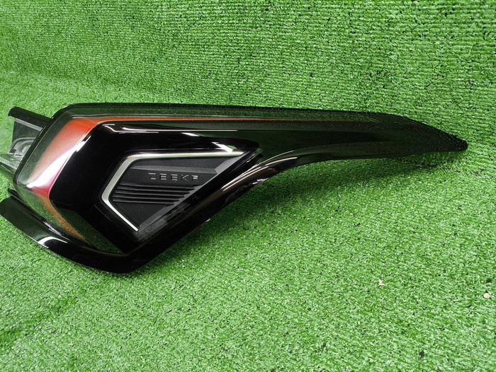 Фонарь правый внешний Zeekr 001 (2021-н.в.)