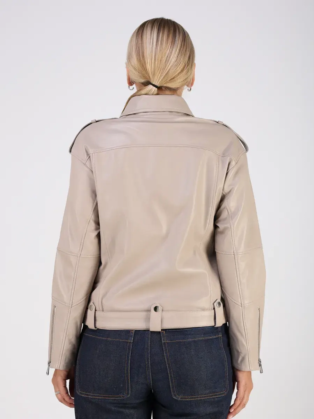 Кожаная куртка демисезонная косуха оверсайз