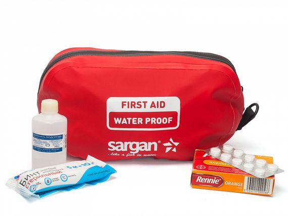 Аптечка влагозащищенная Sargan Санитарка большое окно с D-кольцом 2 литра