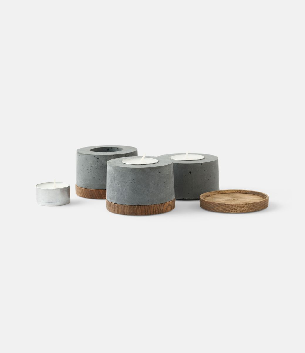 Flikrfire Tealight — набор подсвечников из бетона
