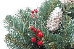 Венок Классика, шишки и ягоды