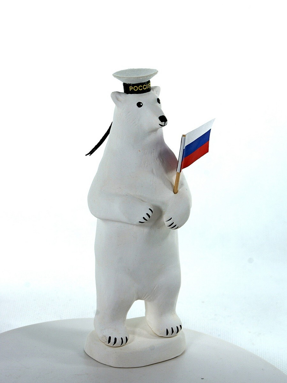 Сувенир Белый медведь на льдине с флажком в бескозырке