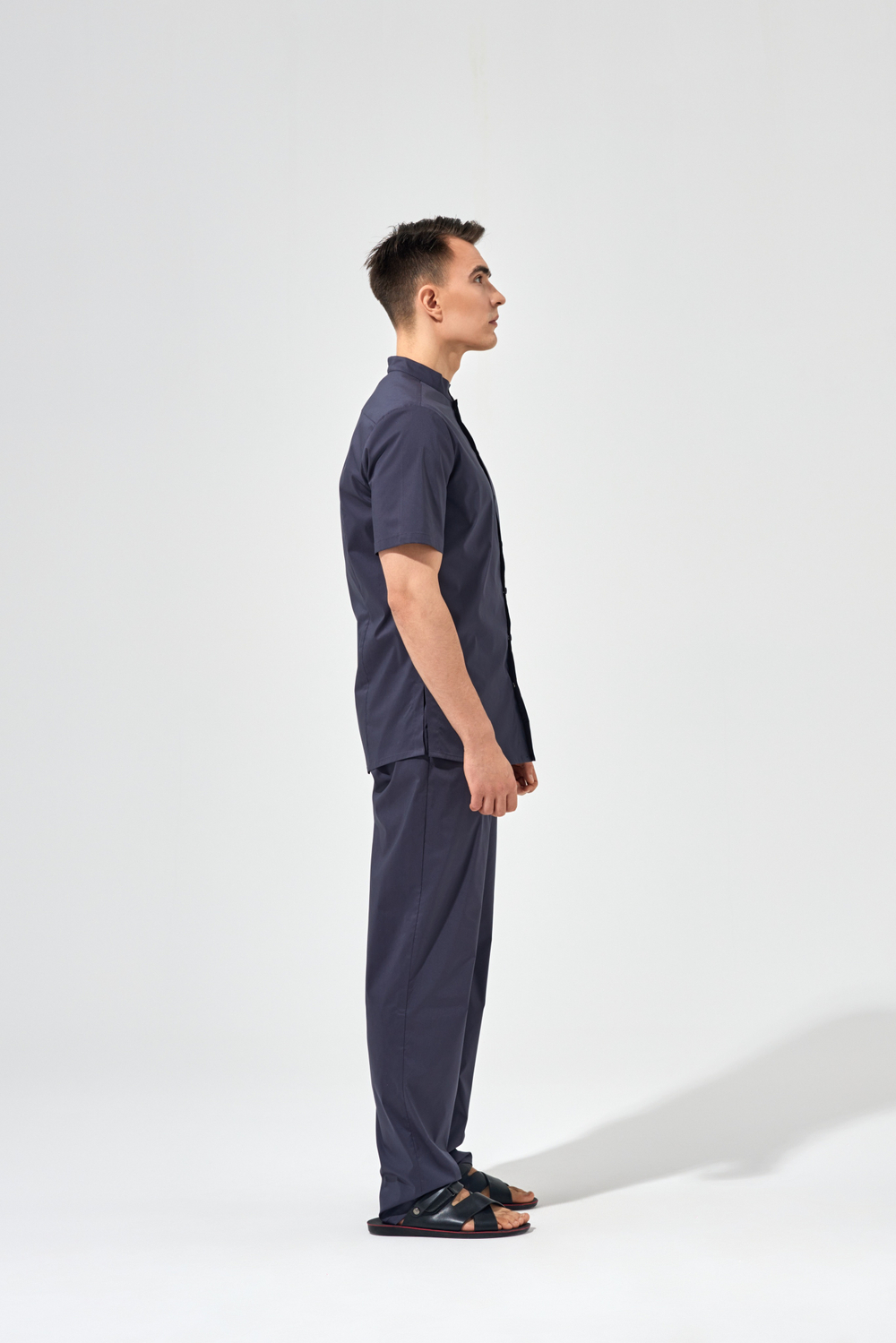 Рубашка китель с прямой застежкой темно-серая, короткий рукав