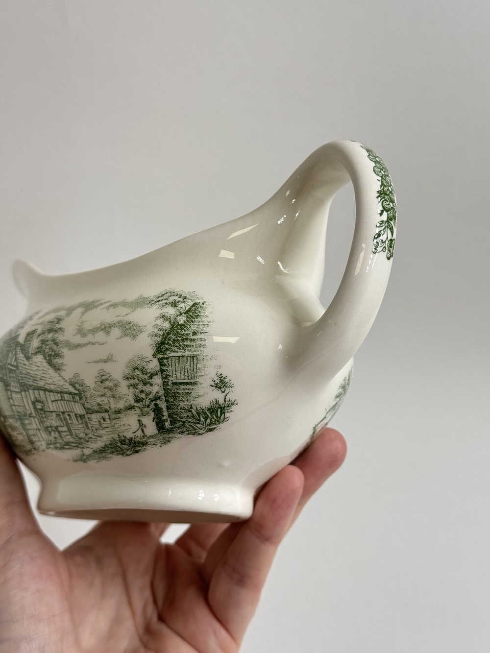 Соусник English Ironstone