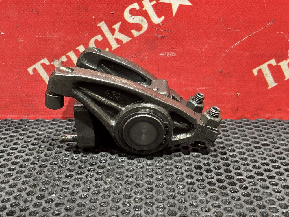 Вал рокеров в сборе 2021г.