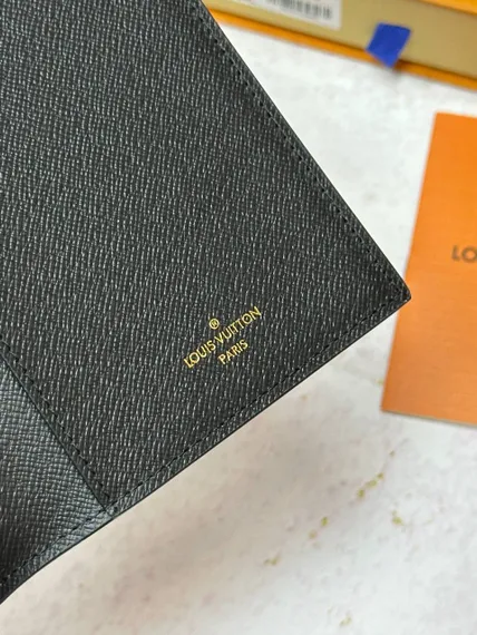 Обложка для паспорта Louis Vuitton Monogram Surfin