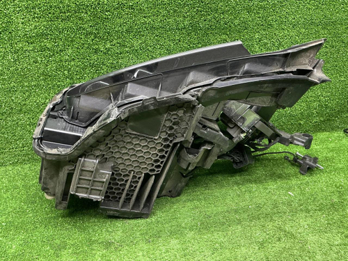 Битая Фара правая Zeekr 001 (2021-н.в.) LED