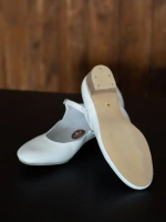 Туфли белые