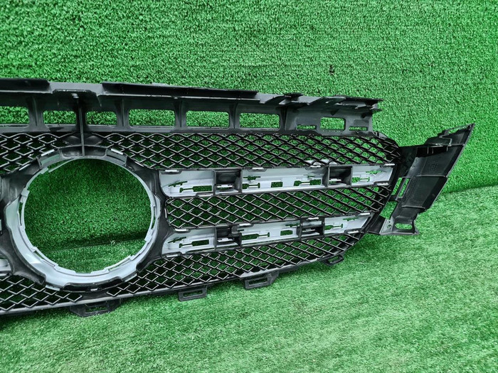 Решетка радиатора Mercedes E W213 (2016-2021)