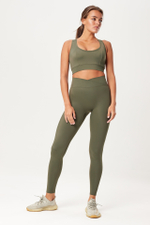 Легинсы с высокой талией