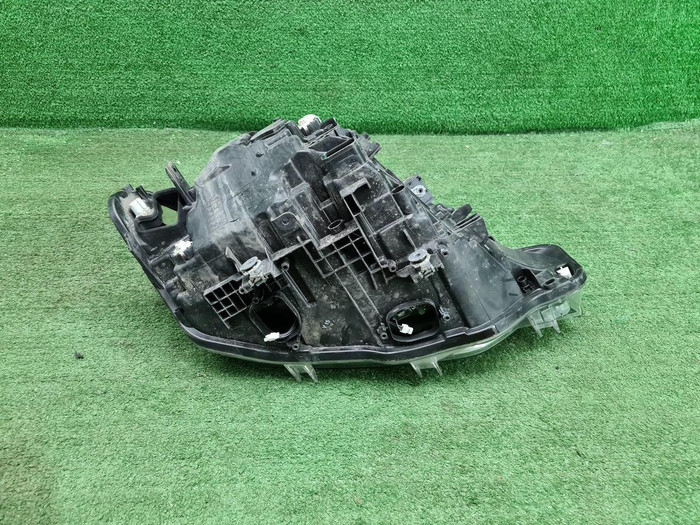 Фара левая BMW 3er F30 (2015-2020) LED