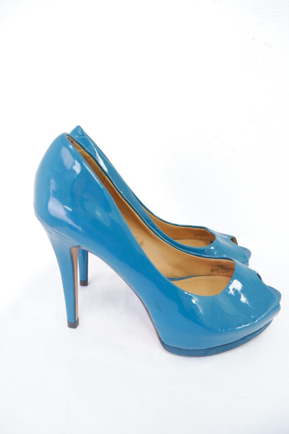 Туфли Zara лакированные 37 размер