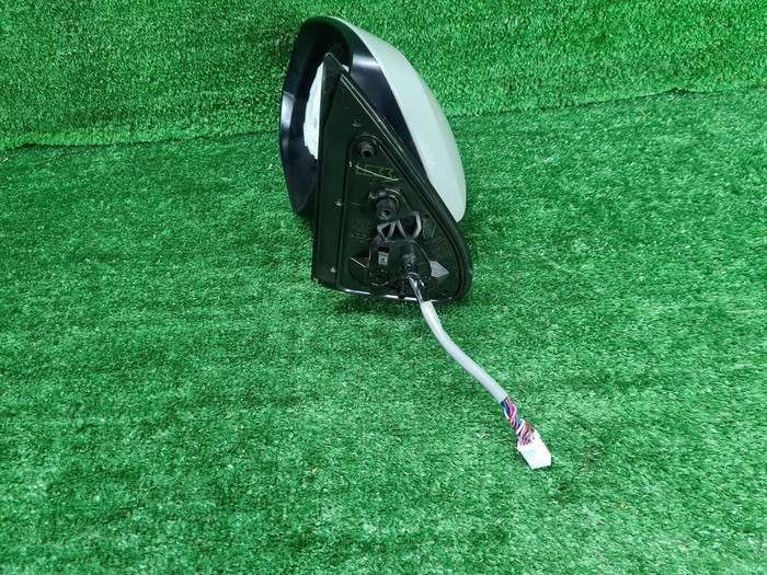 Зеркало левое Toyota Fortuner 2 (2015-н.в.) 9 контактов