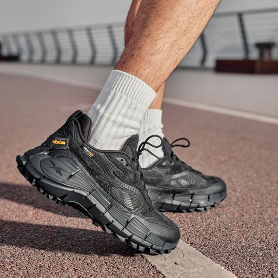 reebok ZIG KINETICA 2,5 EDGE Беговые кроссовки Низкие Черные Унисекс