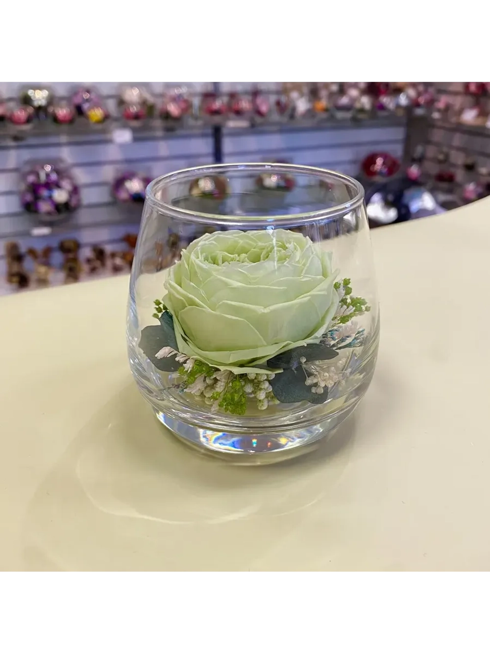 натуральный пион в стекле, вакуум*