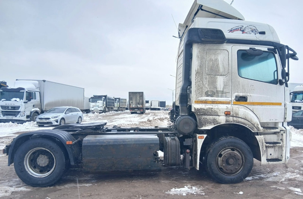 КамАЗ 5490 4x2 Седельный тягач 5490-S5 (Дизель/Газ, 12,0 л, 401 л.с., МТ)