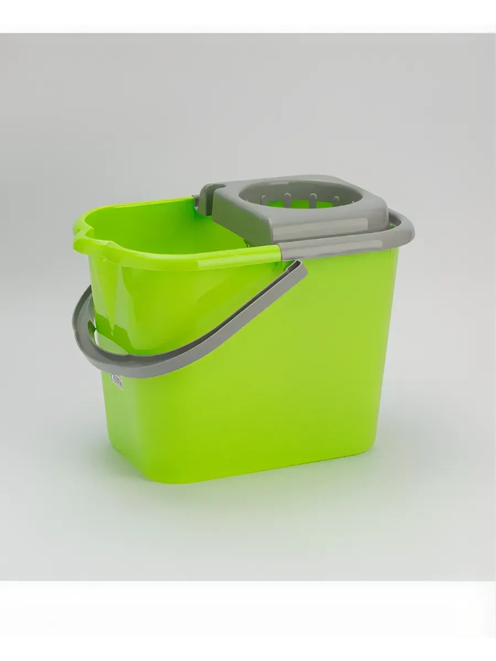Ведро Мульти-Пласт 16л с отжимом