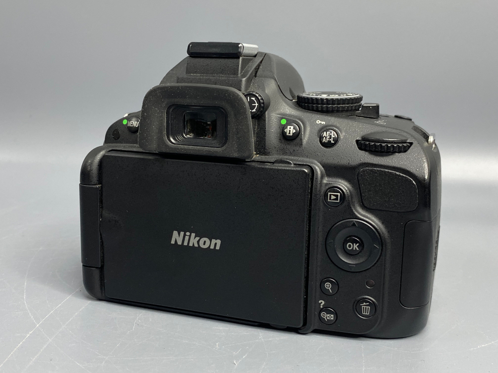 Nikon D5100