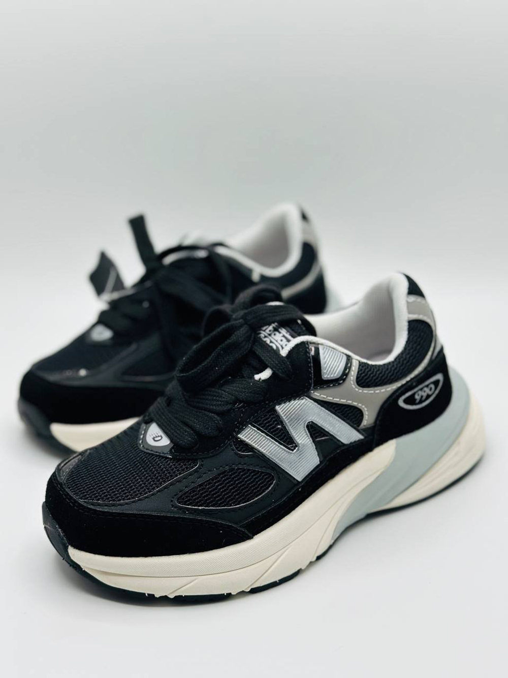 Детские кроссовки New Balance 990