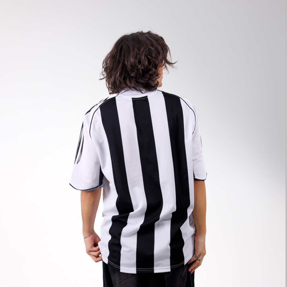 Ретро / Ньюкасл (05-06) / Домашняя