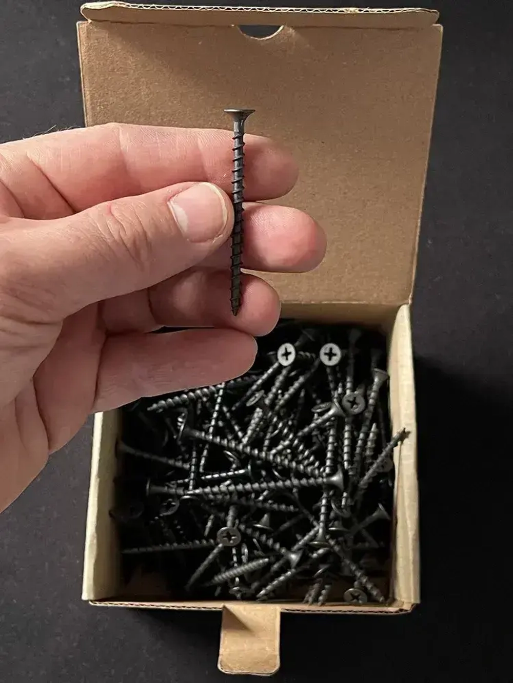 Саморез по дереву черный 3,5*32 (ГКД) / 200 шт