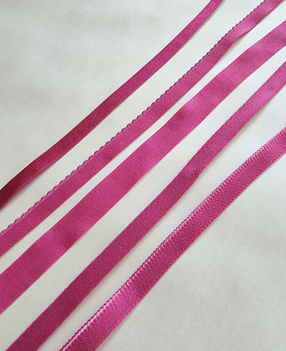 Резинка ажурная становая фуксия 11 мм (Pantone 18-2328 TCX )