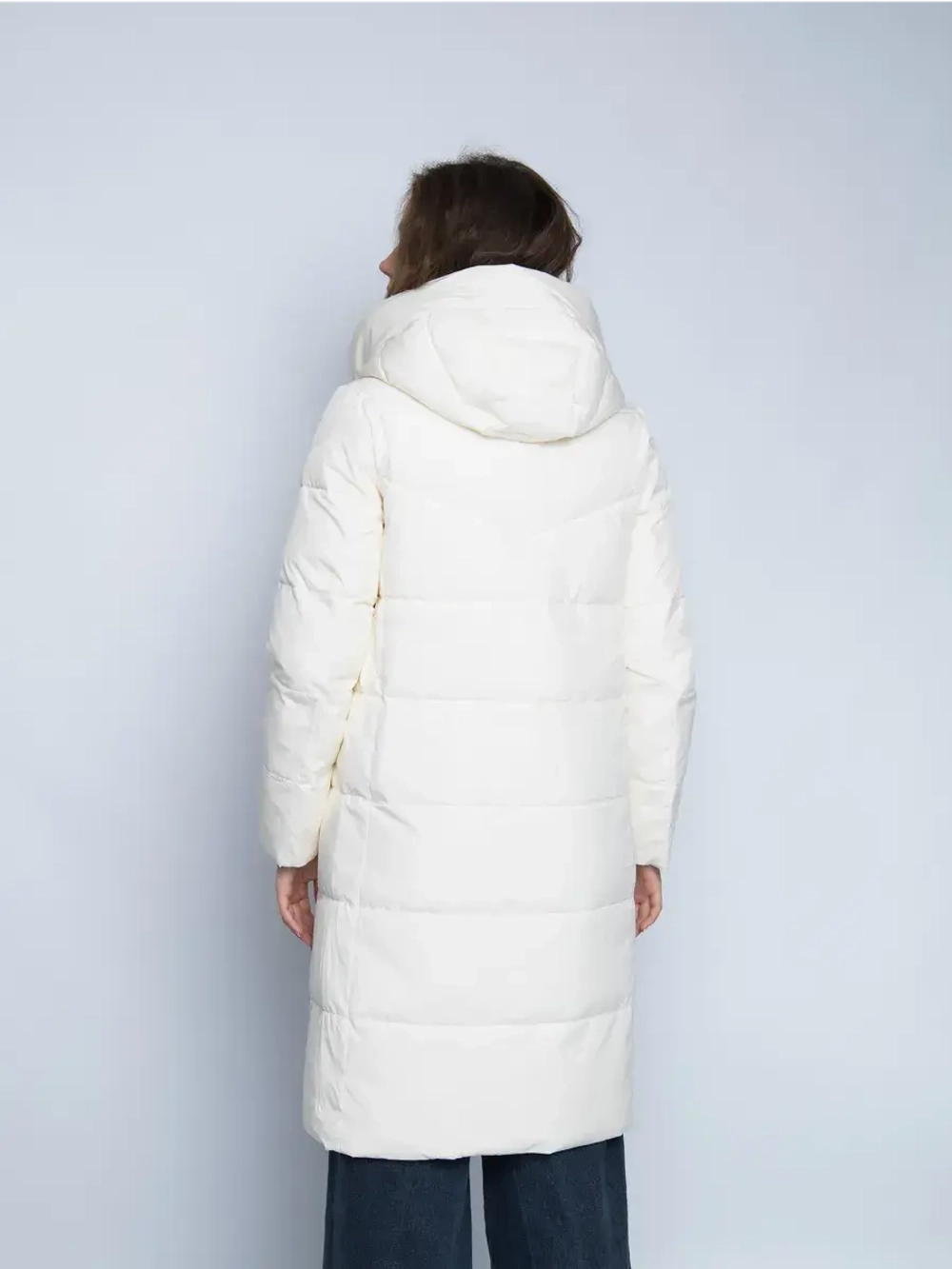 Куртка зимняя удлиненная с капюшоном