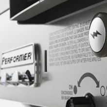 Угольный гриль Weber Performer Deluxe GBS, 57 см, чёрный