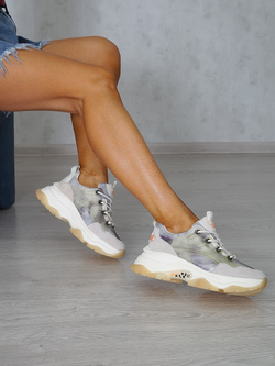 Кроссовки женские демисезонные