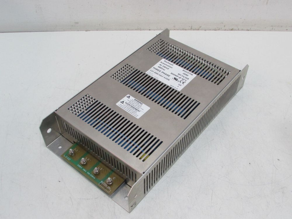 Allen Bradley 2090-XXLF-X330B