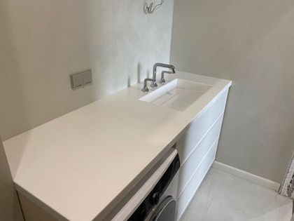 Умывальники из искусственного акрилового камня Grandex