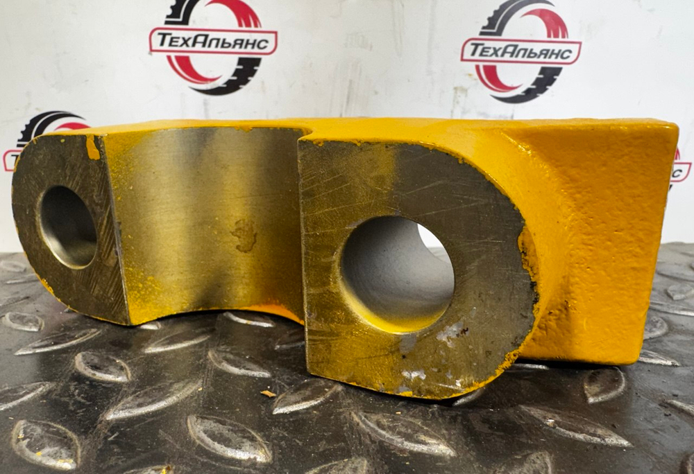 Крышка 17M-30-52140 катка