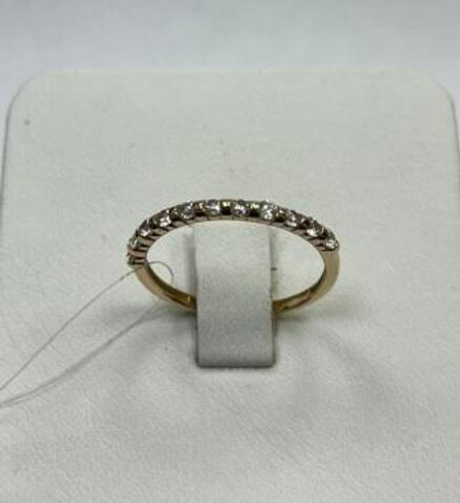 Кольцо из золота с фианитами