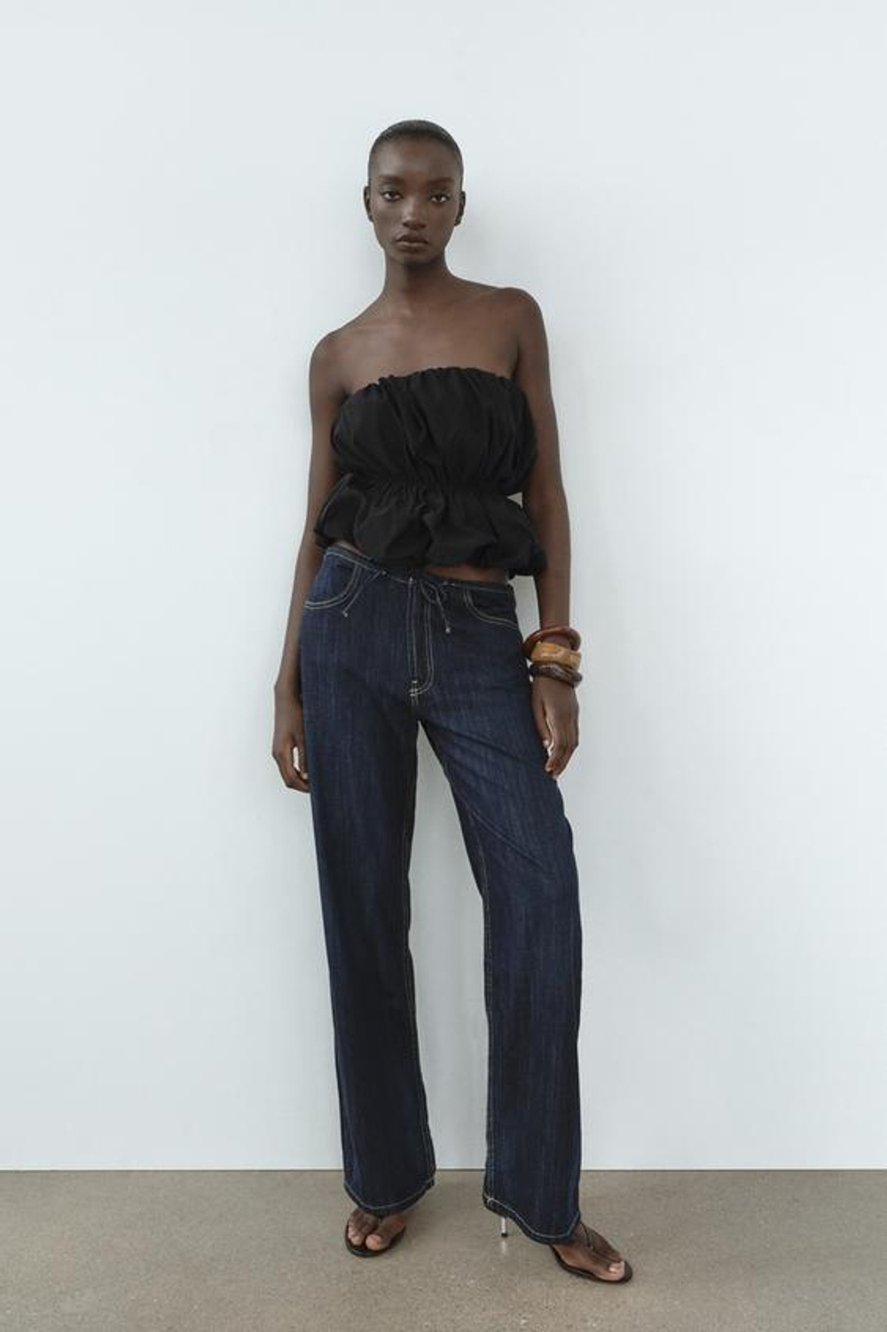 ZARA ОБЪЕМНЫЙ ЭЛАСТИЧНЫЙ ТОП-БАНДО, ЧЕРНЫЙ