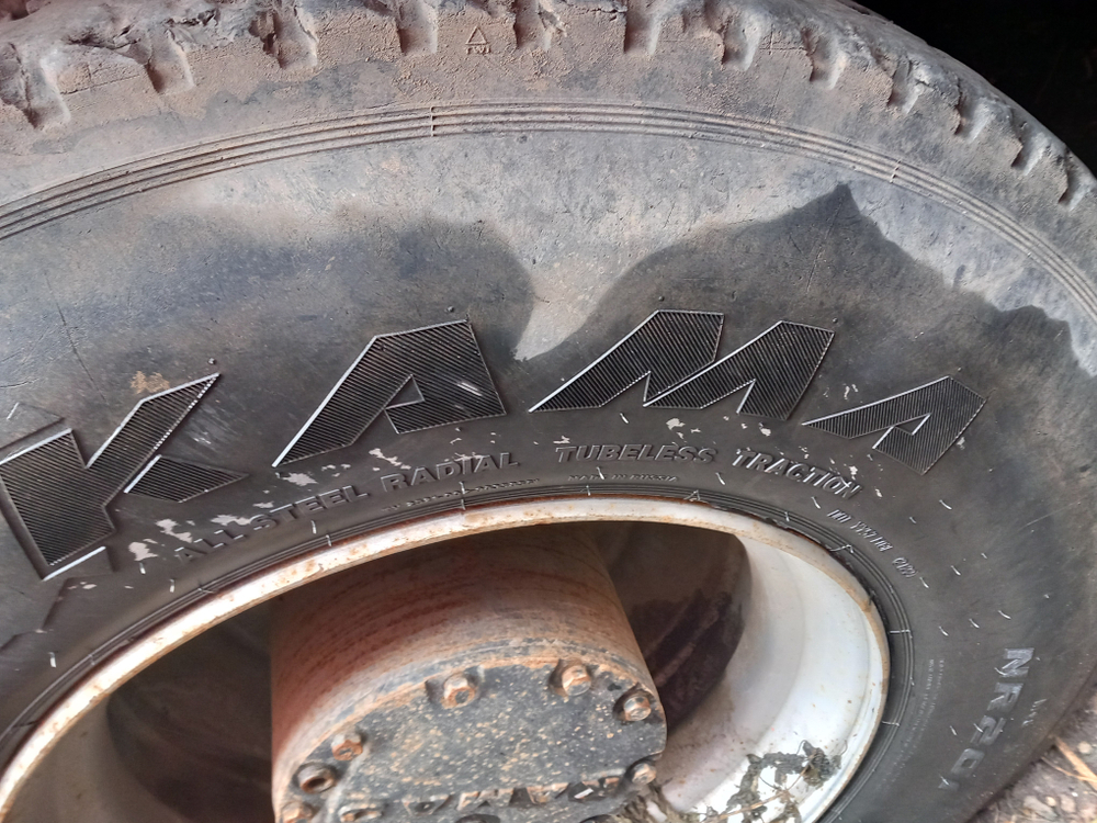 КамАЗ 6520 6x4 Самосвал 6520-3026041-53 (Дизельный, 11,8 л, 400 л.с., МТ)