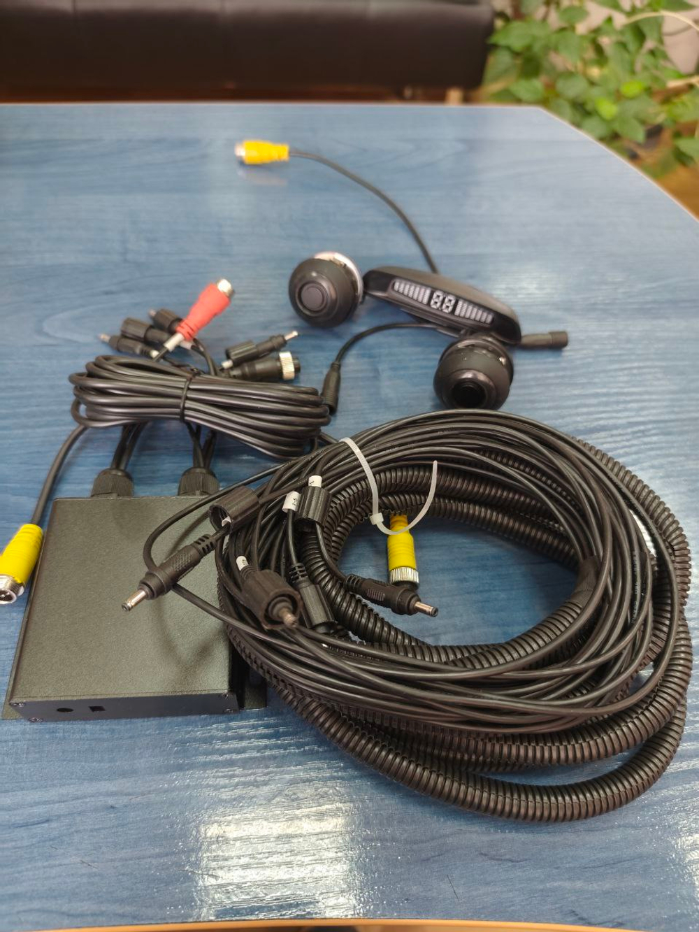 Парктроник правый слепой зоны на грузовые авто