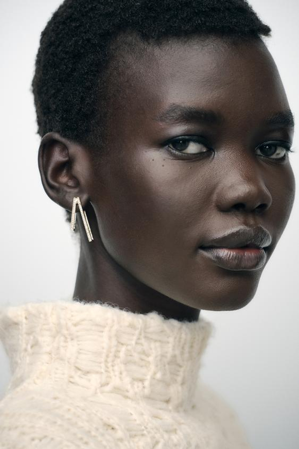 ZARA ТРИКОТАЖНЫЙ ЖИЛЕТ С РЕЛЬЕФНЫМ УЗОРОМ, ЭКРЮ