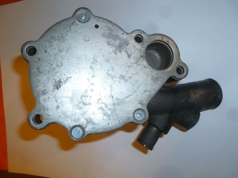 Насос водяной TDX 16 4L/Water pump assy. 1307000-B01-000