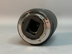 Sony DT 18-135mm 3.5-5.6 SAM