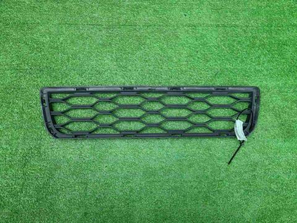 Решетка переднего бампера Mini Hatch F56 13-21 JCW