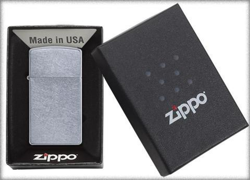 Зажигалка Zippo Slim Street Chrome, латунь/сталь, серебристая, матовая, 29х10x60 мм