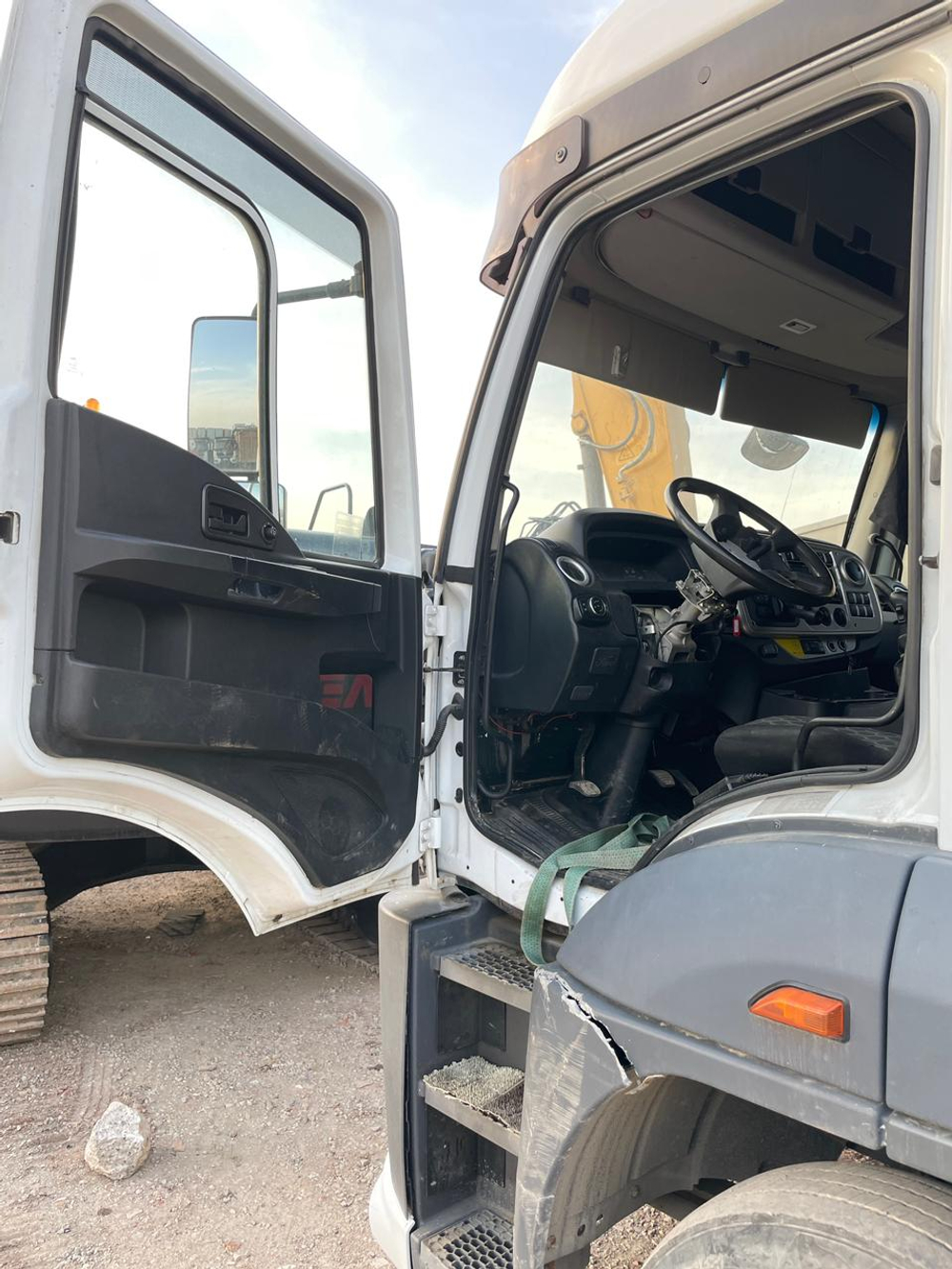 Ford Cargo 4x2 Седельный тягач Cargo (Дизельный, 12,7 л, 480 л.с., АТ)