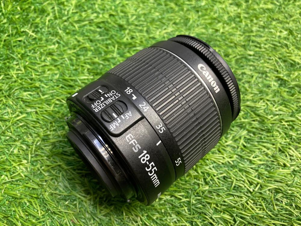 Canon 600D kit 18-55mm 3.5-5.6 IS ll 13.000 кадров