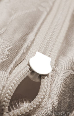 Наволочка 70x70 JOOP! Cornflower бежевая