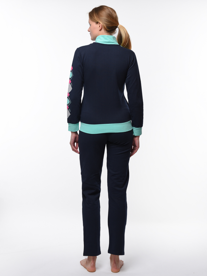 Костюм женский